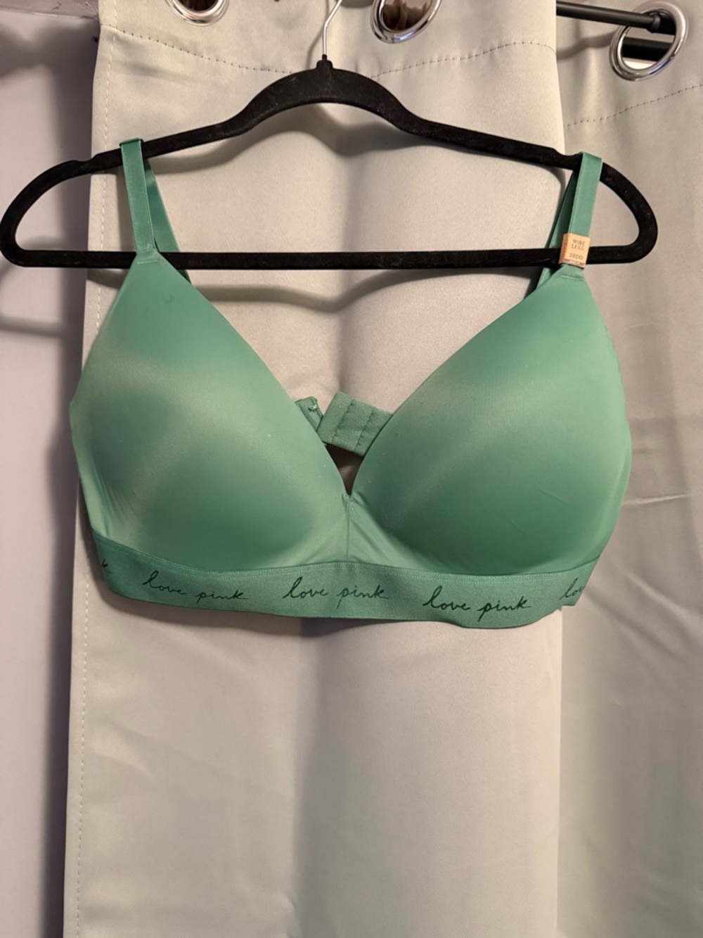PINK Victoria's Secret Green Wireless T-Shirt Bra with 'Love Pink' Band 38DD